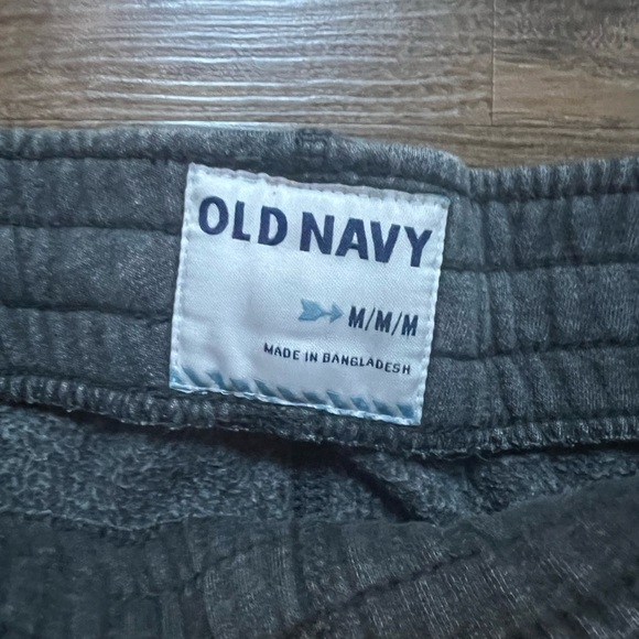 old navy sweatpants - Picture 3 of 3